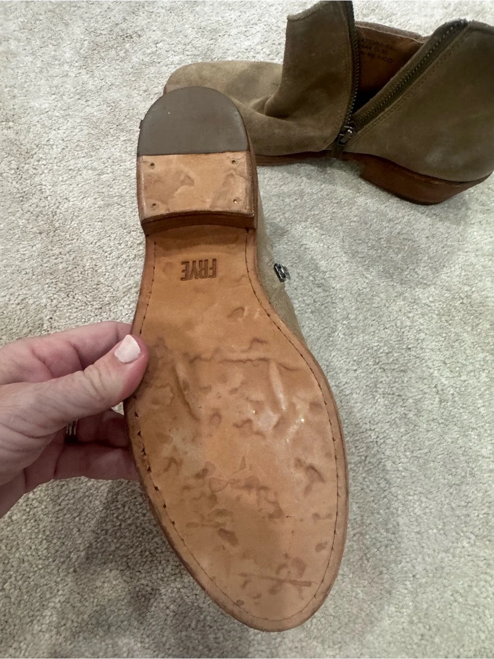 Womens Frye tan Suede side-zip Bootie, size 7.5 Never worn